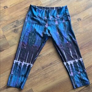 Onzie Purple & Blue Tie-Dye Leggings M/L